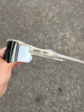 Óculos Radar P. Lente Liquid Metal - Compre 1 Leve 2