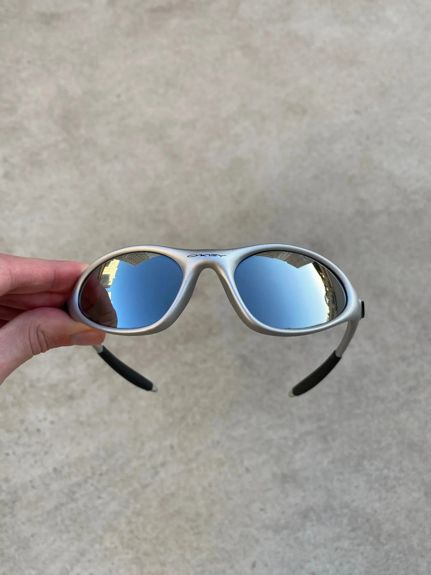 Minute Gray - Lente Liquid Metal - Compre 1 Leve 2