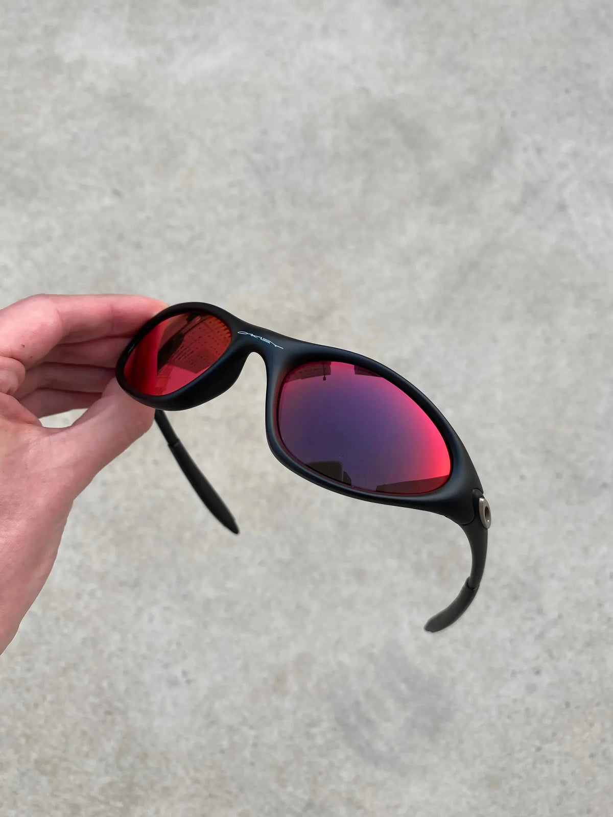 Minute Black - Lente Torch - Compre 1 Leve 2