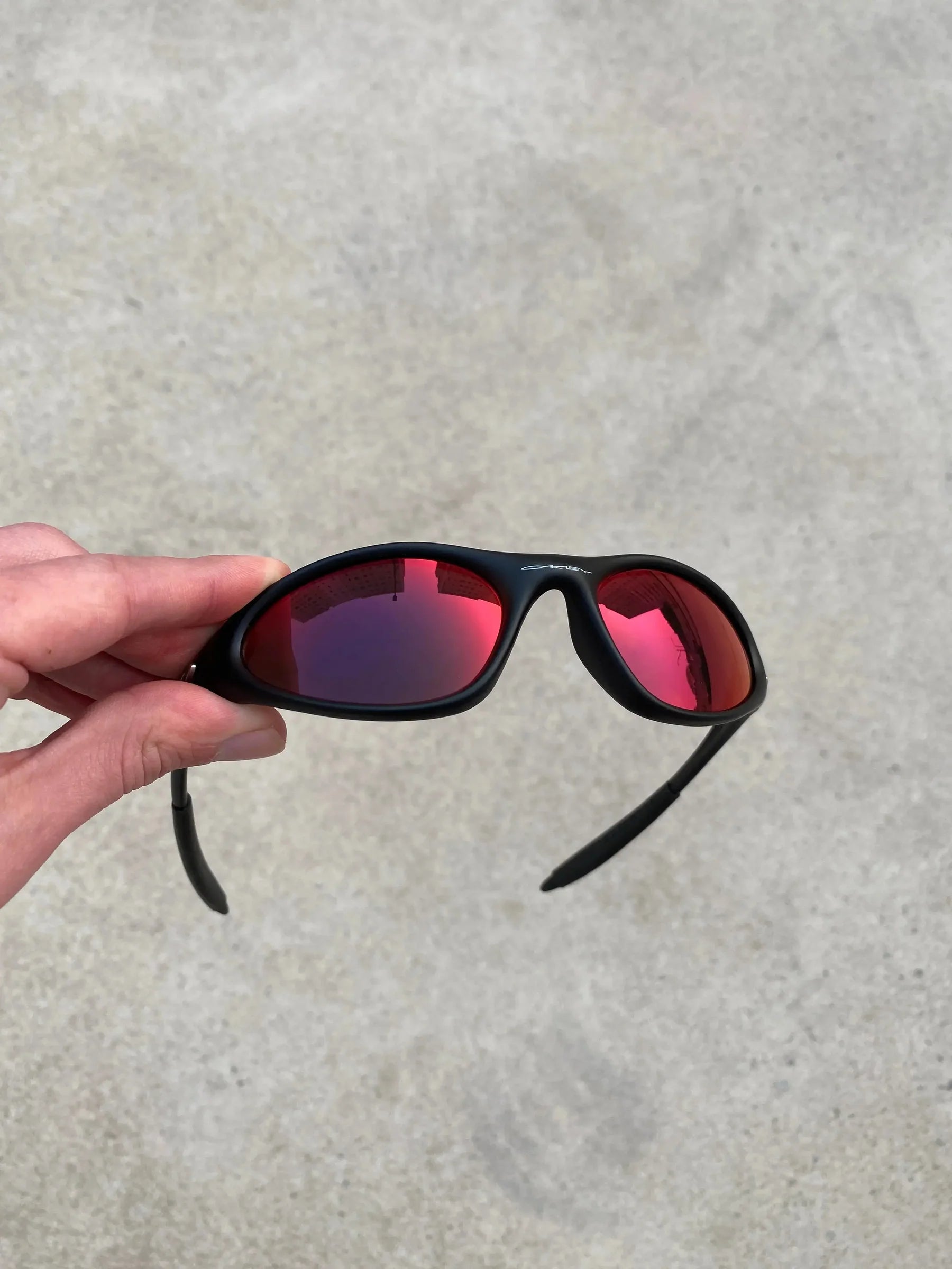 Minute Black - Lente Torch - Compre 1 Leve 2