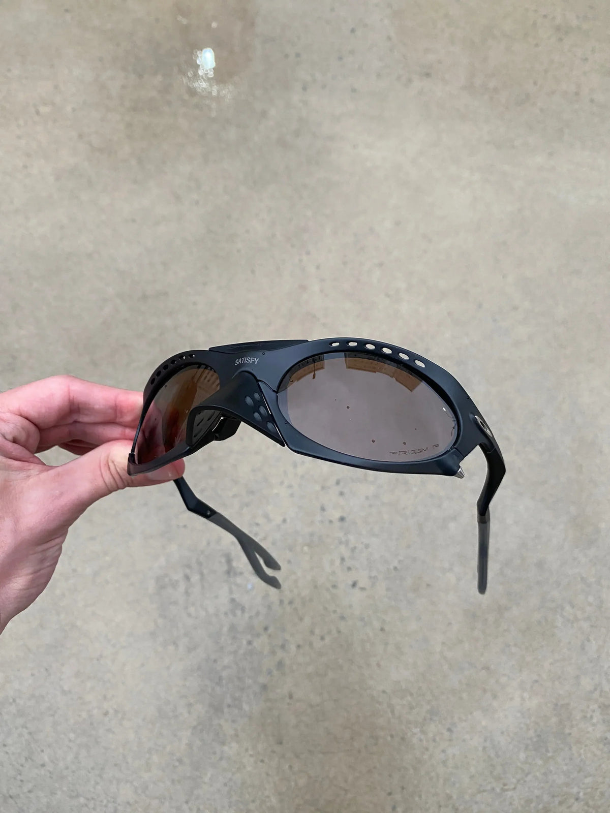 Plantaris Black - Lente Brown - Compre 1 Leve 2